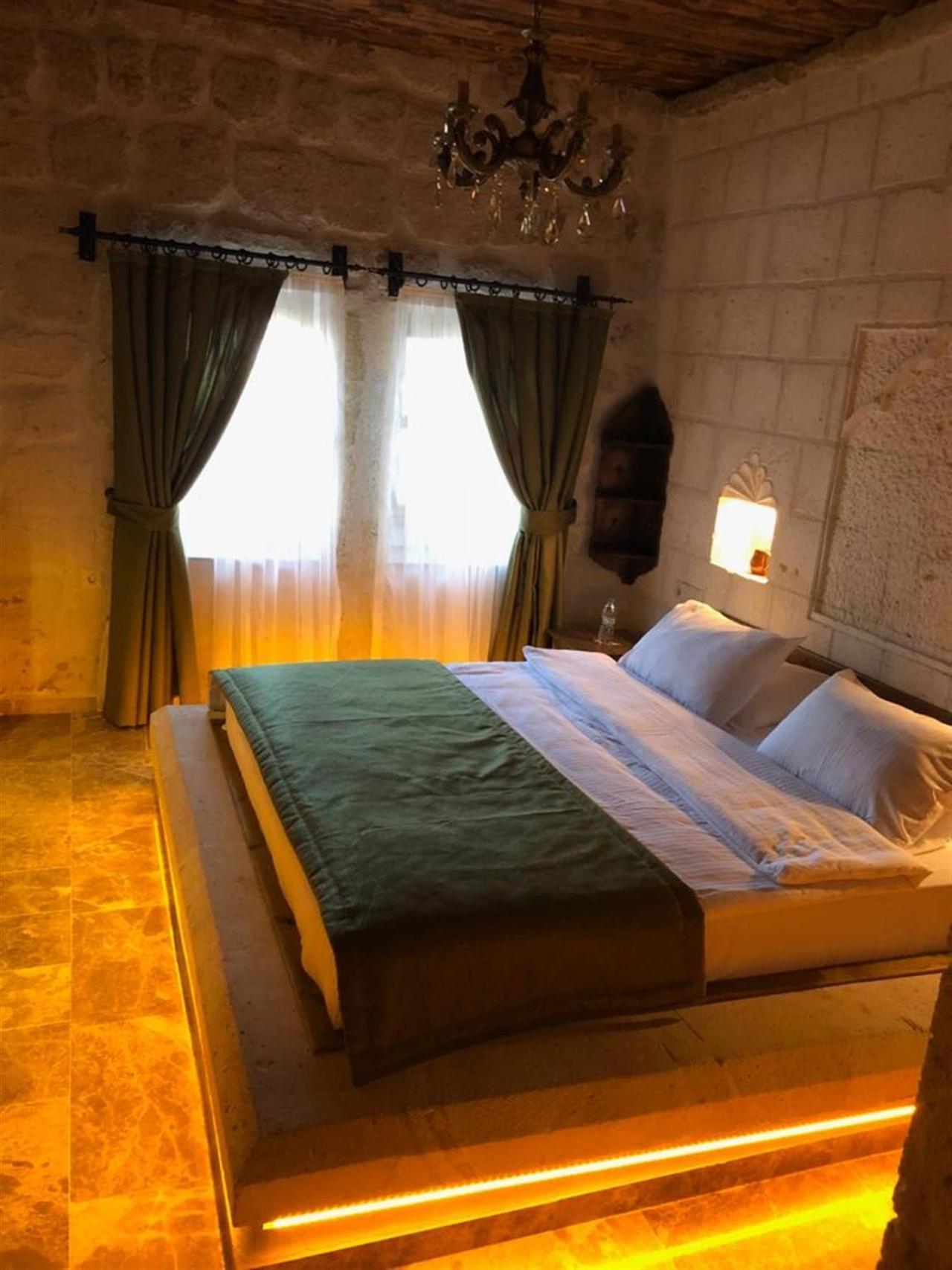 Wings Cappadocia Hotel Üchisar Bagian luar foto