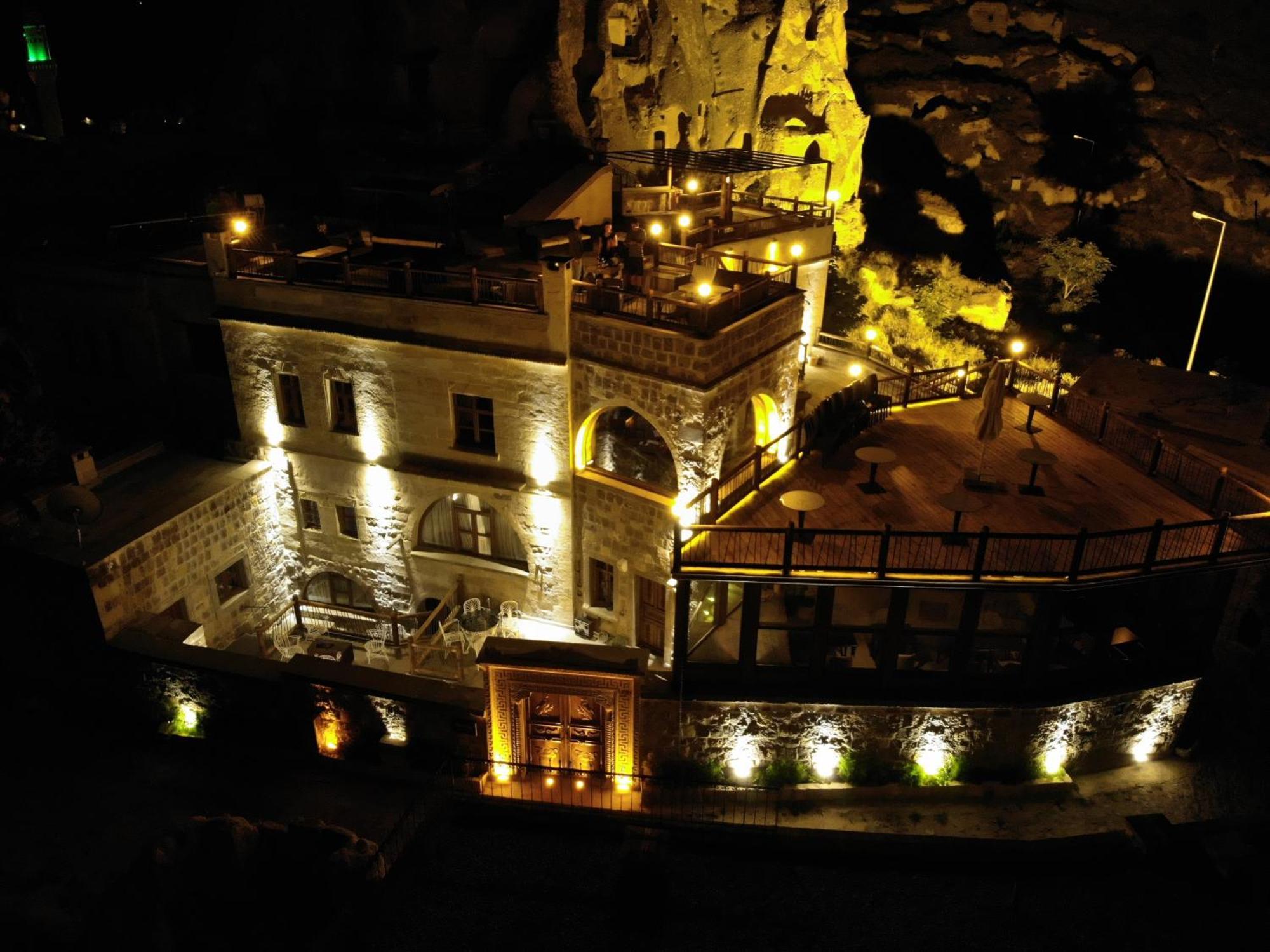 Wings Cappadocia Hotel Üchisar Bagian luar foto