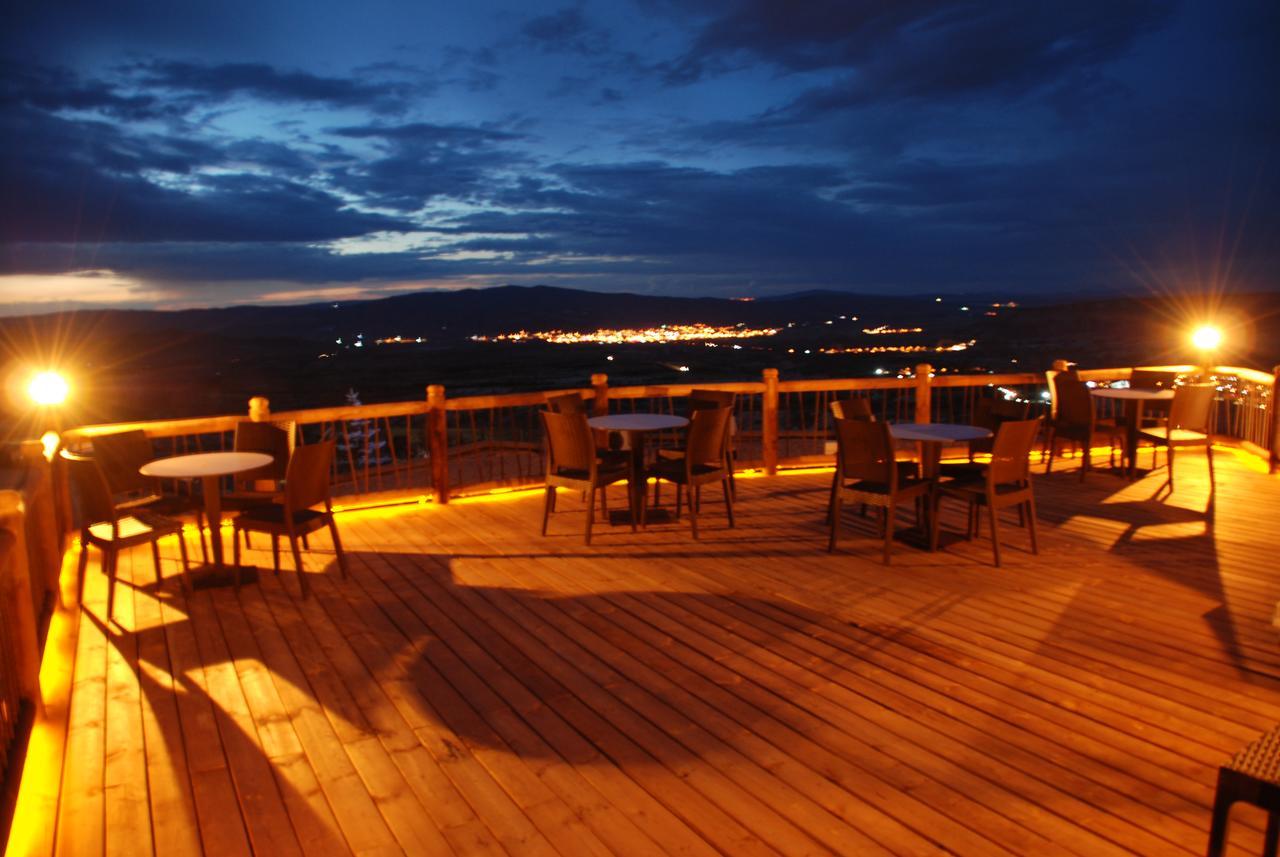 Wings Cappadocia Hotel Üchisar Bagian luar foto